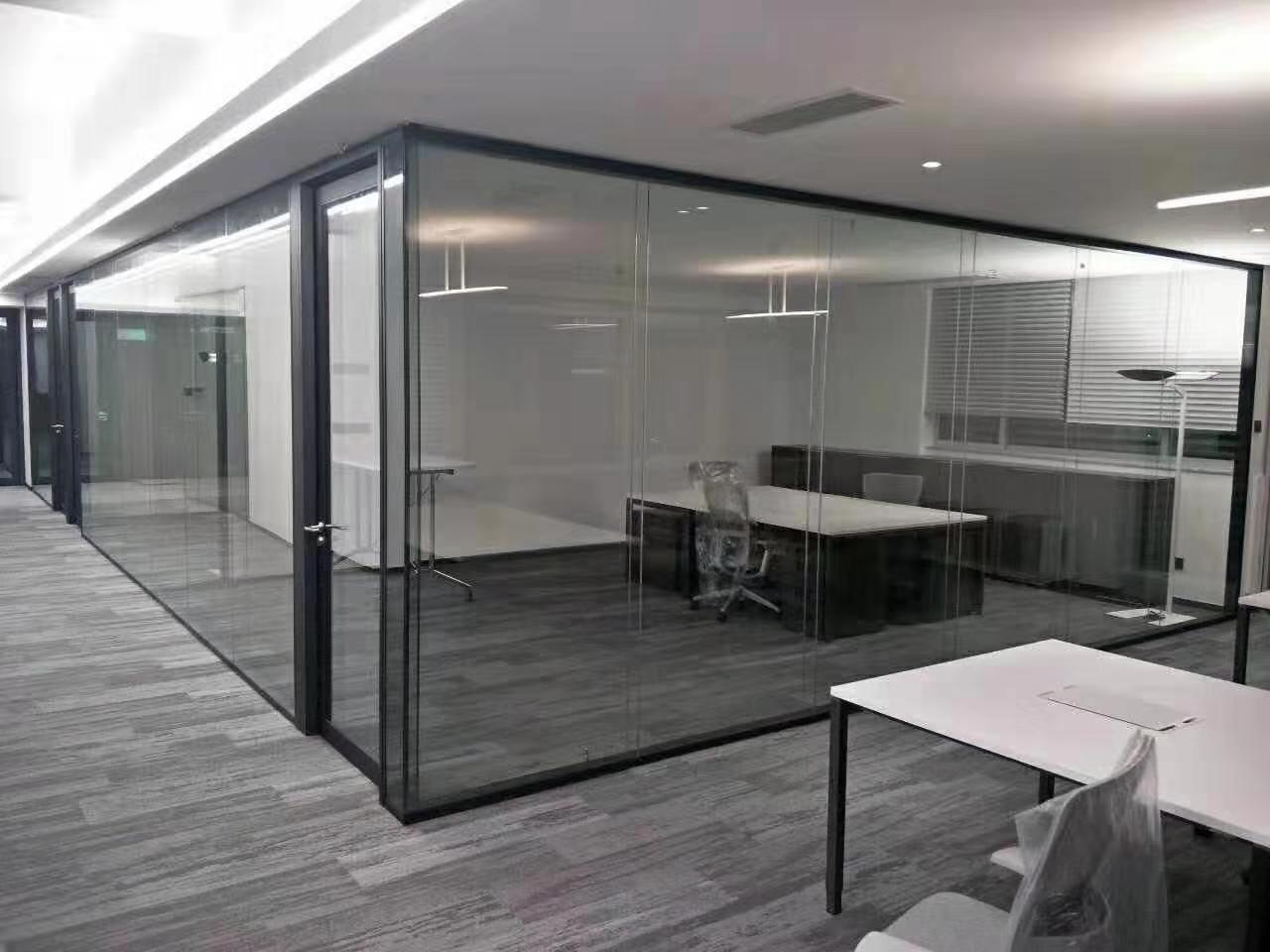 辦公室玻璃隔斷