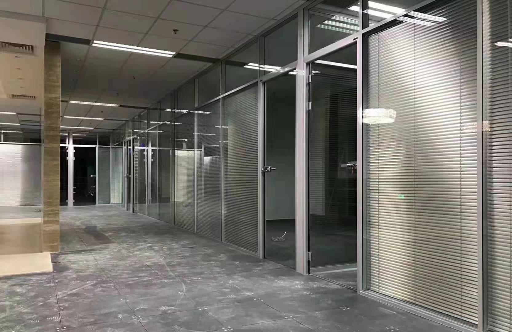 辦公室玻璃隔斷