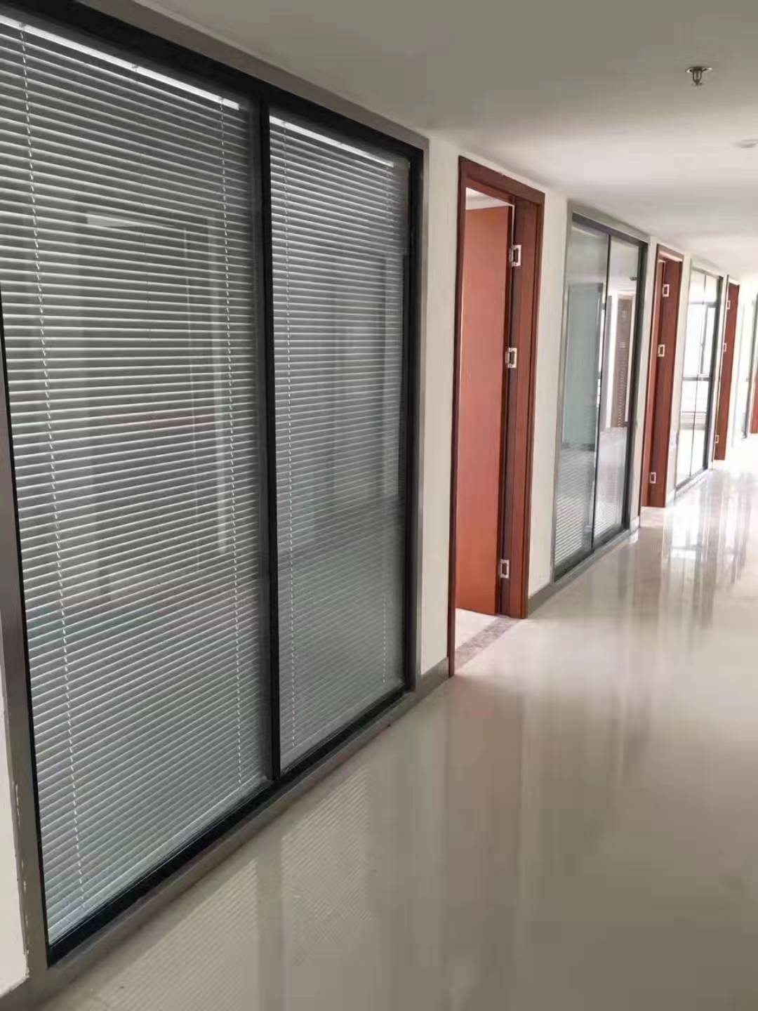 辦公室玻璃隔斷